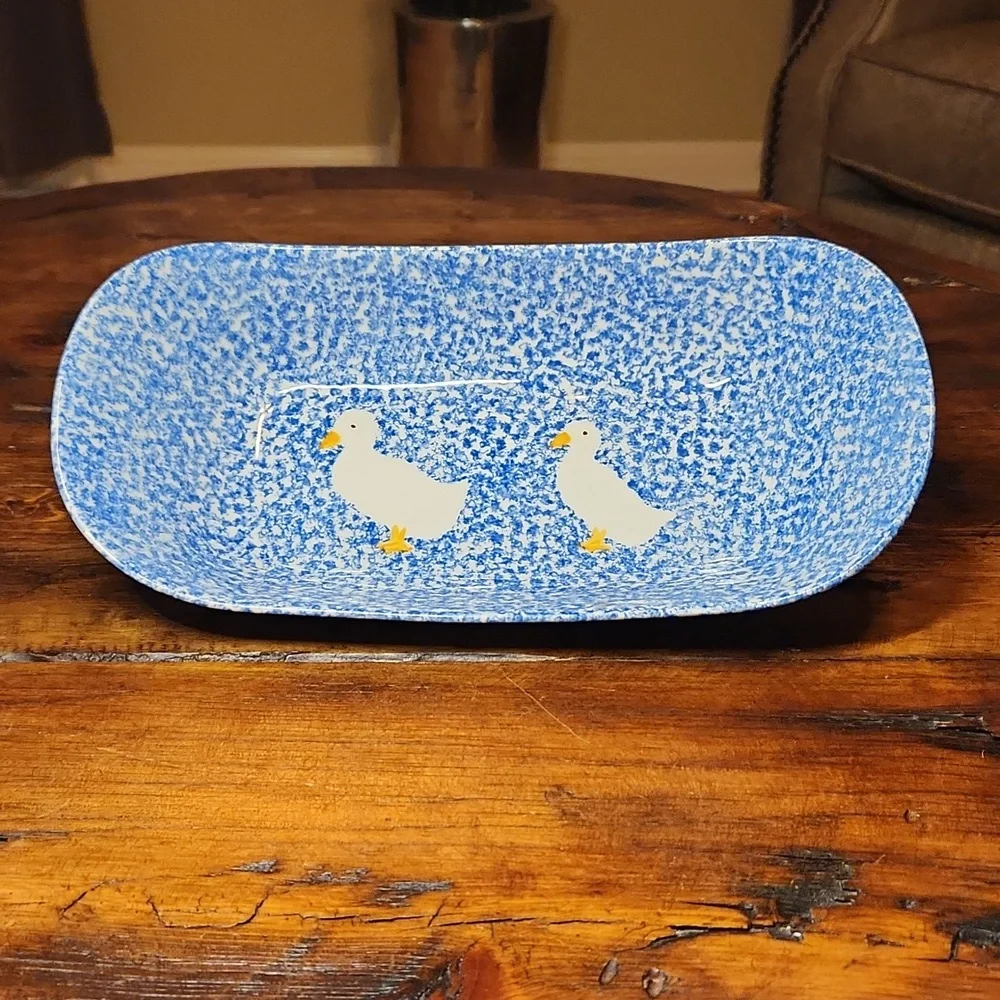 H.S. Gustin Co Pottery Blue Stipple Goose Bread Basket / Serving Bowl